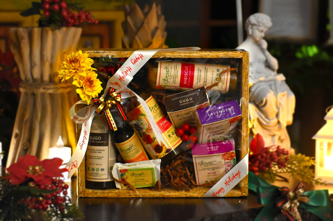 sonya’s garden christmas box 1